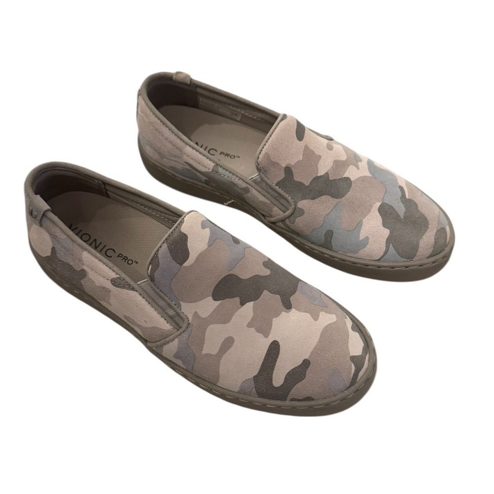 Vionic Avery Gray Camo Suede Slip-On Walking Comfort Shoes Size 8